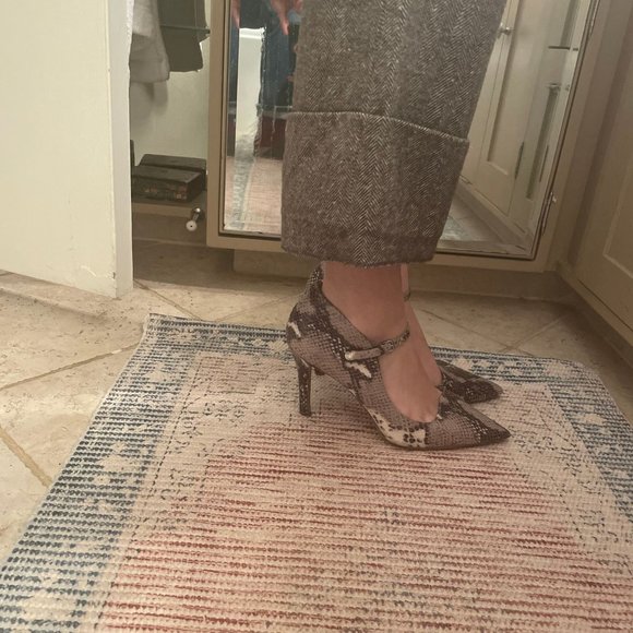 faux-python pumps - Picture 3 of 4
